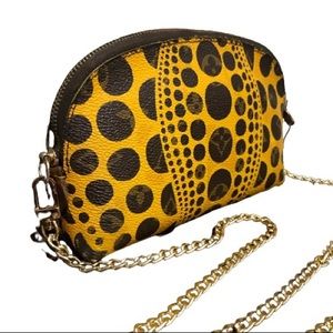 🖤Louis Vuitton + Yayoi Kusama toiletry/crossbody